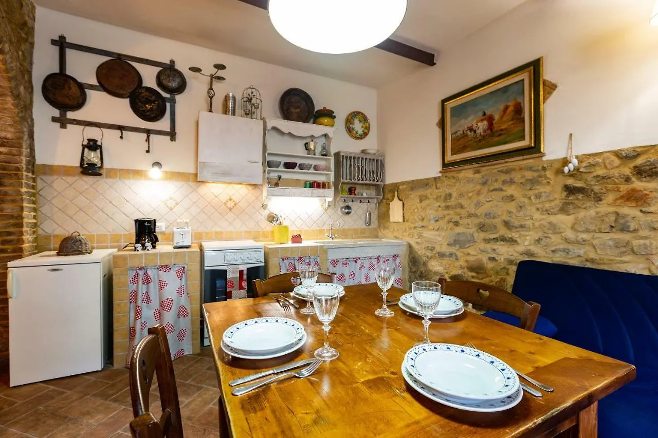 Sunmoon Chianni Apartment Italy